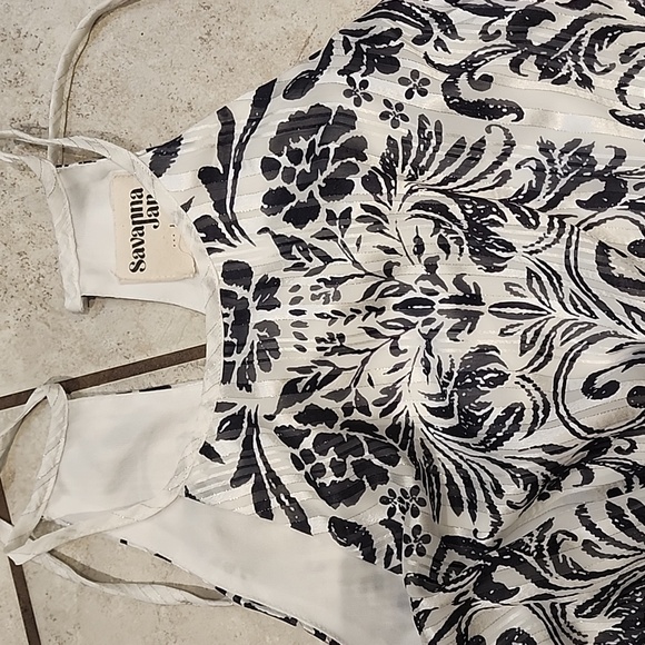 Tank - Picture 2 of 3